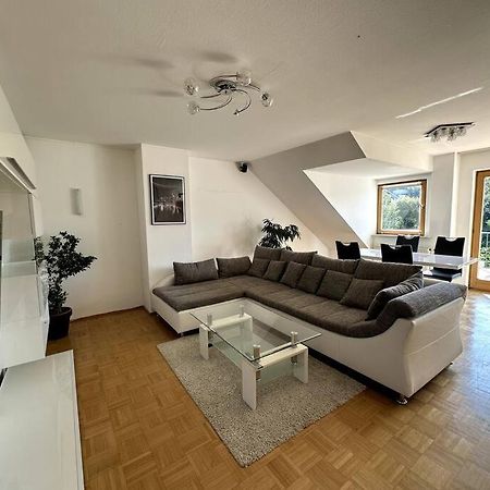 2-Zimmer-Wohnung Mit Balkon & Guter Anbindung In Aschaffenburg Buitenkant foto