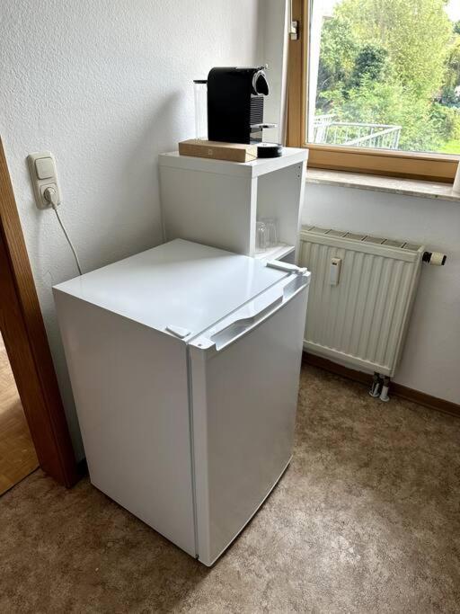 2-Zimmer-Wohnung Mit Balkon & Guter Anbindung In Aschaffenburg Buitenkant foto